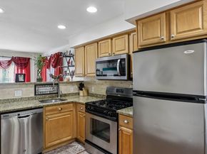 24 Harris St A, Peabody MA 01960