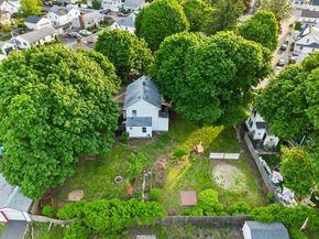 18 Shillaber Street, Salem MA 01970