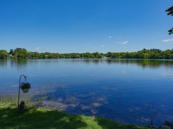 15 Fitz Terrace, Wilmington MA 01887