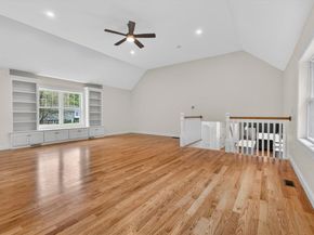 16 Skyline Dr, Billerica MA 01821
