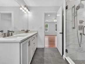 16 Skyline Dr, Billerica MA 01821