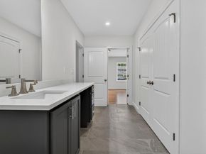 16 Skyline Dr, Billerica MA 01821