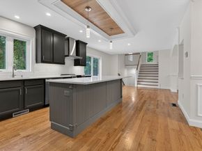 16 Skyline Dr, Billerica MA 01821