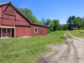 440 N Woodstock Rd, Southbridge MA 01550