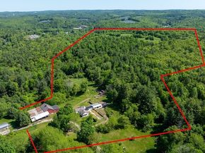 440 N Woodstock Rd, Southbridge MA 01550