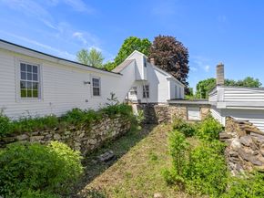 440 N Woodstock Rd, Southbridge MA 01550