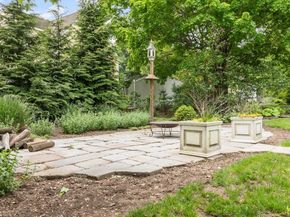 230 Harrington Ave, Concord MA 01742