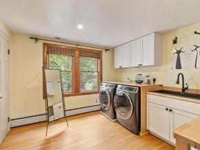 230 Harrington Ave, Concord MA 01742