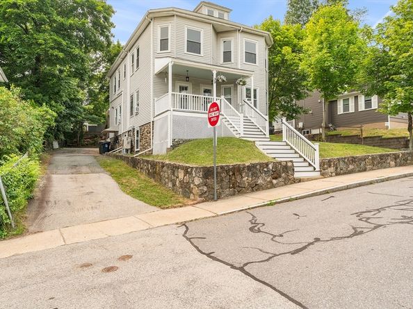 39 Orchard St, Marlborough MA 01752