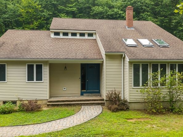 75 Allen Road, Brookfield MA 01506