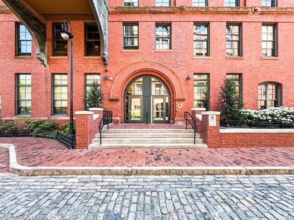 1245 Adams Street 508, Boston MA 02124