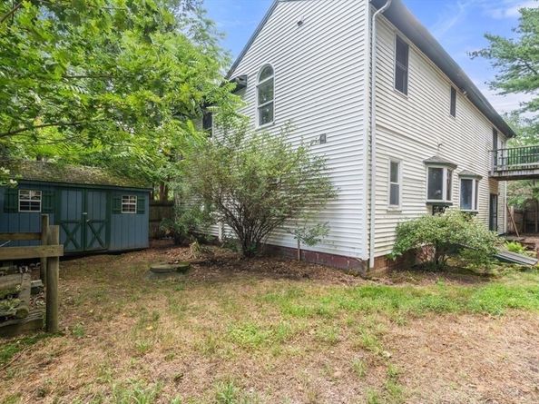 10 Willard St, Wayland MA 01778