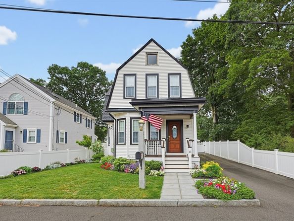 15 Mills Street, Dedham MA 02026