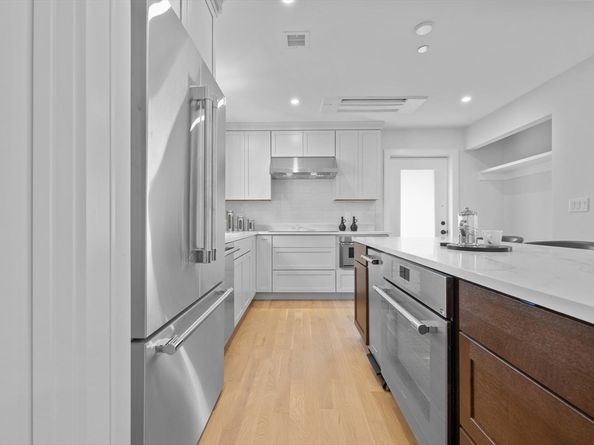 16 Curtis Street 2, Somerville MA 02144