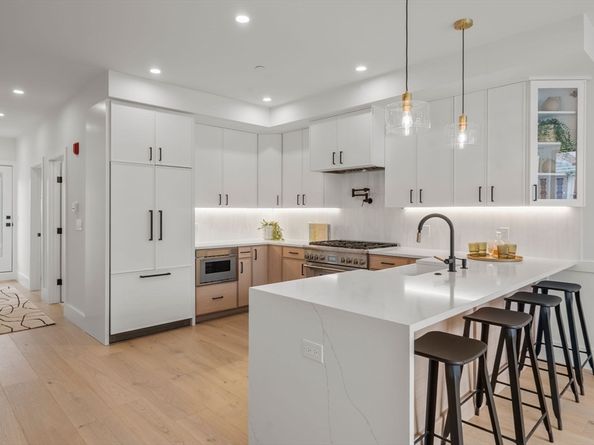 136 West 8th 3, Boston MA 02127