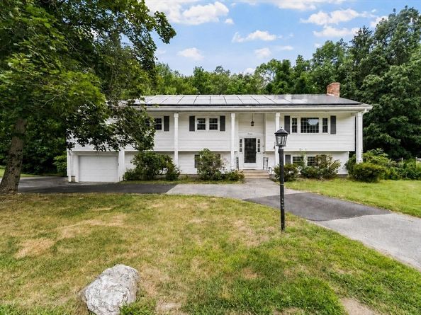 14 Olde Berry Road, Andover MA 01810
