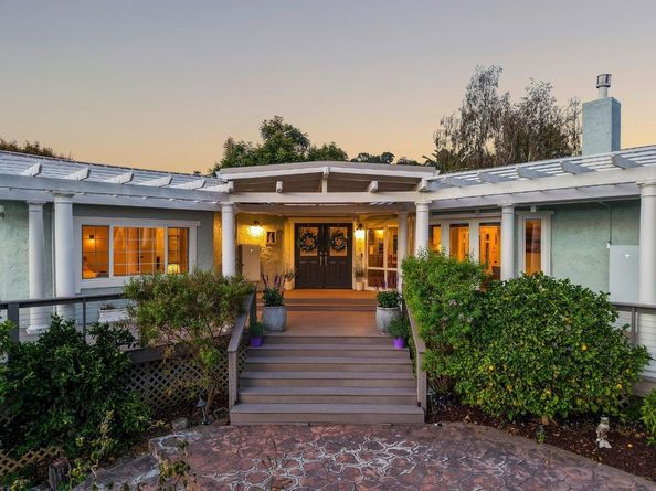 3999 Cherryvale Avenue, Soquel CA 95073