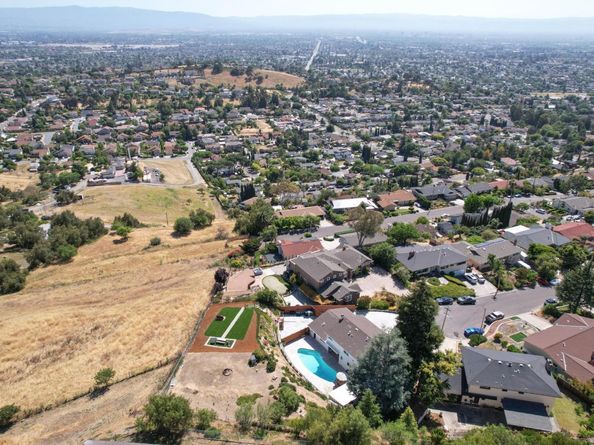 950 Macduff Court, San Jose CA 95127