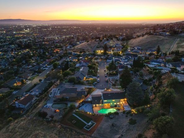 950 Macduff Court, San Jose CA 95127