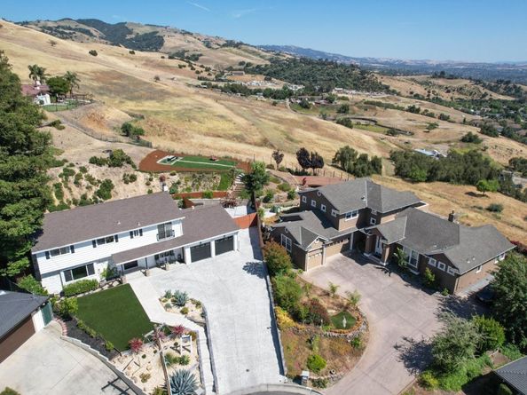 950 Macduff Court, San Jose CA 95127