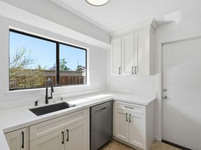 2022 Bob White Ln, Santa Cruz CA 95065