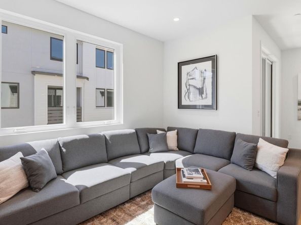 1107 Juana Court, Palo Alto CA 94303