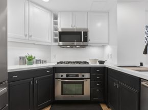 222 8th Avenue 304, San Mateo CA 94401