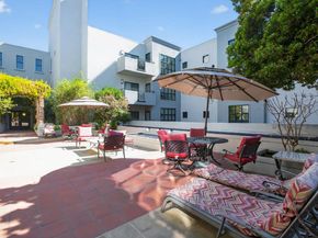 222 8th Avenue 304, San Mateo CA 94401