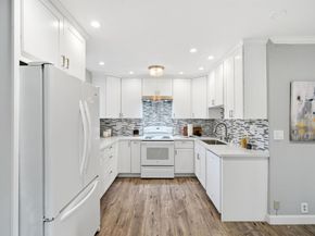 848 Apricot Avenue B, Campbell CA 95008