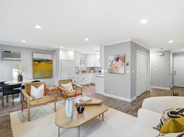 848 Apricot Avenue B, Campbell CA 95008