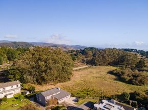 1077 Pearl Avenue, Moss Beach CA 94038