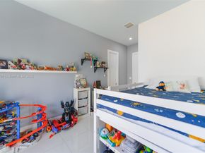 3318 Day Ave 7, Miami FL 33133