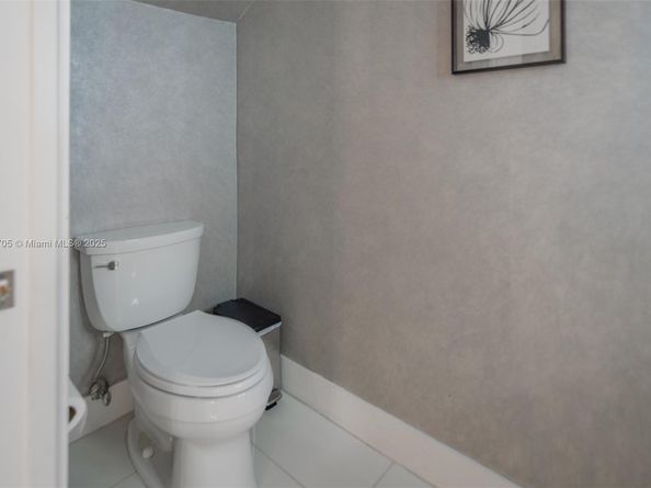 3318 Day Ave 7, Miami FL 33133