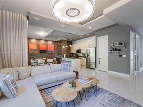 3318 Day Ave 7, Miami FL 33133