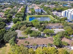 2125 NW 77th Way 203, Pembroke Pines FL 33024