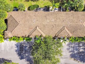 2125 NW 77th Way 203, Pembroke Pines FL 33024