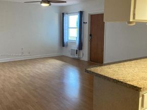 1100 NE 9th Ave 305, Fort Lauderdale FL 33304