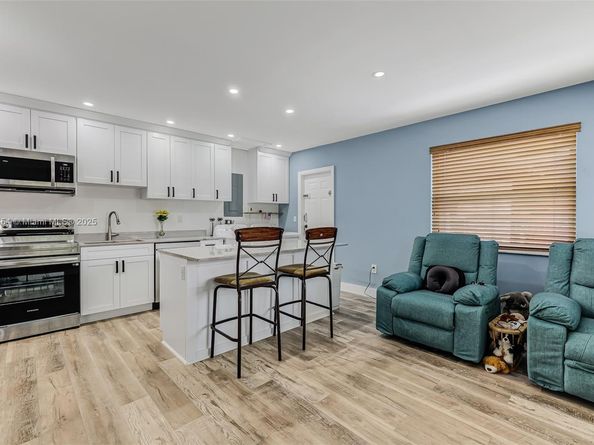 97 NW 47th Ct, Miami FL 33126