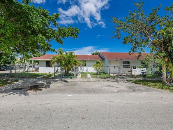97 NW 47th Ct, Miami FL 33126