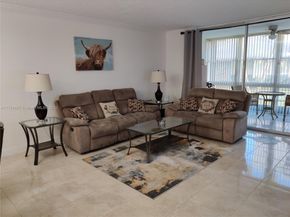 500 NE 12th Ave 102, Hallandale Beach FL 33009