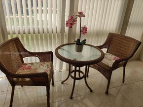 500 NE 12th Ave 102, Hallandale Beach FL 33009