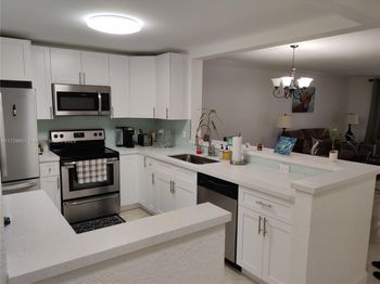 500 NE 12th Ave