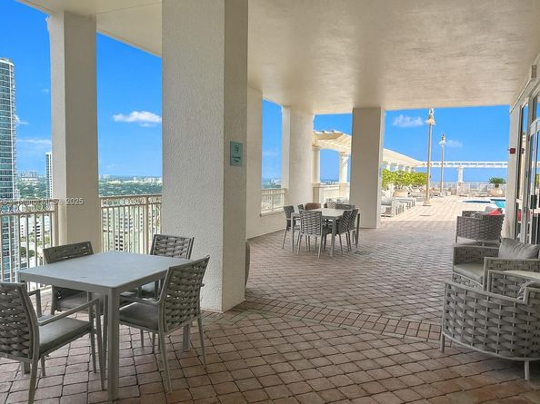 511 SE 5th Ave 1408, Fort Lauderdale FL 33301