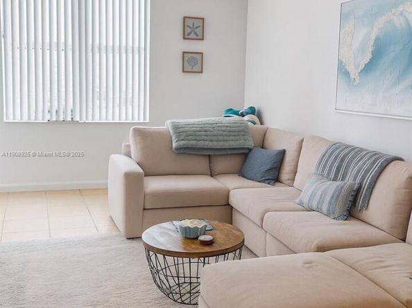 511 SE 5th Ave 1408, Fort Lauderdale FL 33301