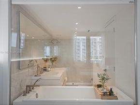 2301 Collins Ave 407, Miami Beach FL 33139