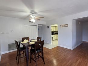 901 Hillcrest Dr 215, Hollywood FL 33021