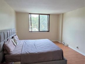 901 Hillcrest Dr 215, Hollywood FL 33021