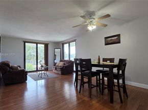 901 Hillcrest Dr 215, Hollywood FL 33021