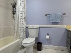 901 Hillcrest Dr 215, Hollywood FL 33021