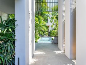 3910 Battersea Rd, Miami FL 33133